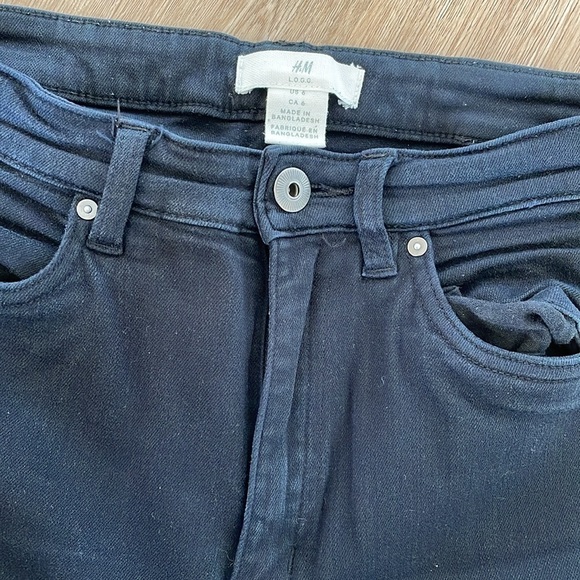 H&M Jeans - Picture 2 of 4